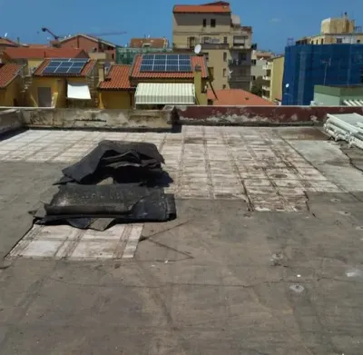 Rimozione cartone catramato - terrazza